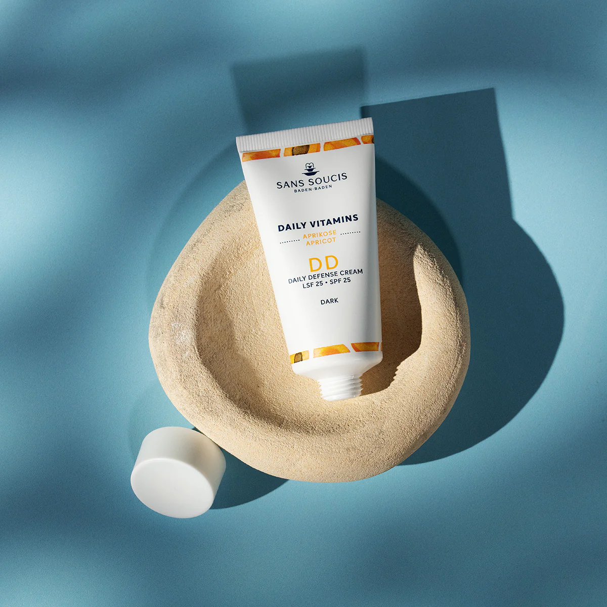 DD Daily Defense Cream LSF 25 Light - Image 3